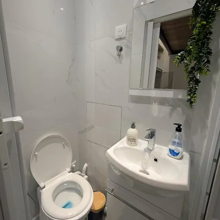 Superbe Studette Au Coeur De L'ile Saint Louis - 1 Personne Appartamento *